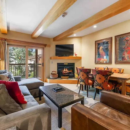 Lodge At Lionshead 250B